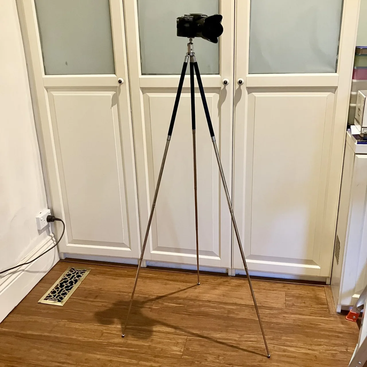 Vintage Barton Swivel Head Extendable Telespoic Tripod Camera Stand — photo 4