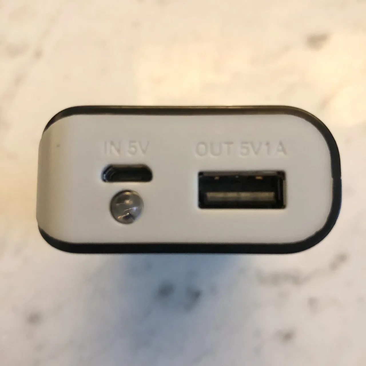 Trust Urban Primo power bank, a portable charger — photo 3