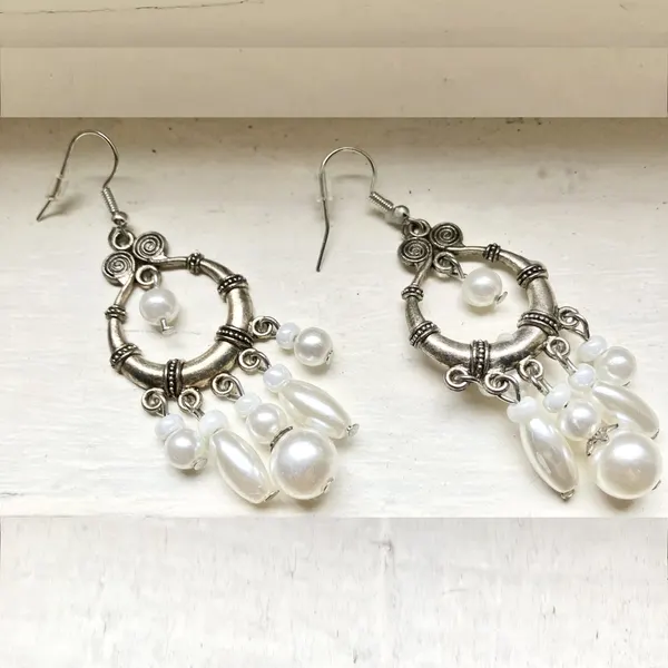 Womens 1920s Flapper Fringe Beaded Great Gatsby Cocktail Earrings Costume