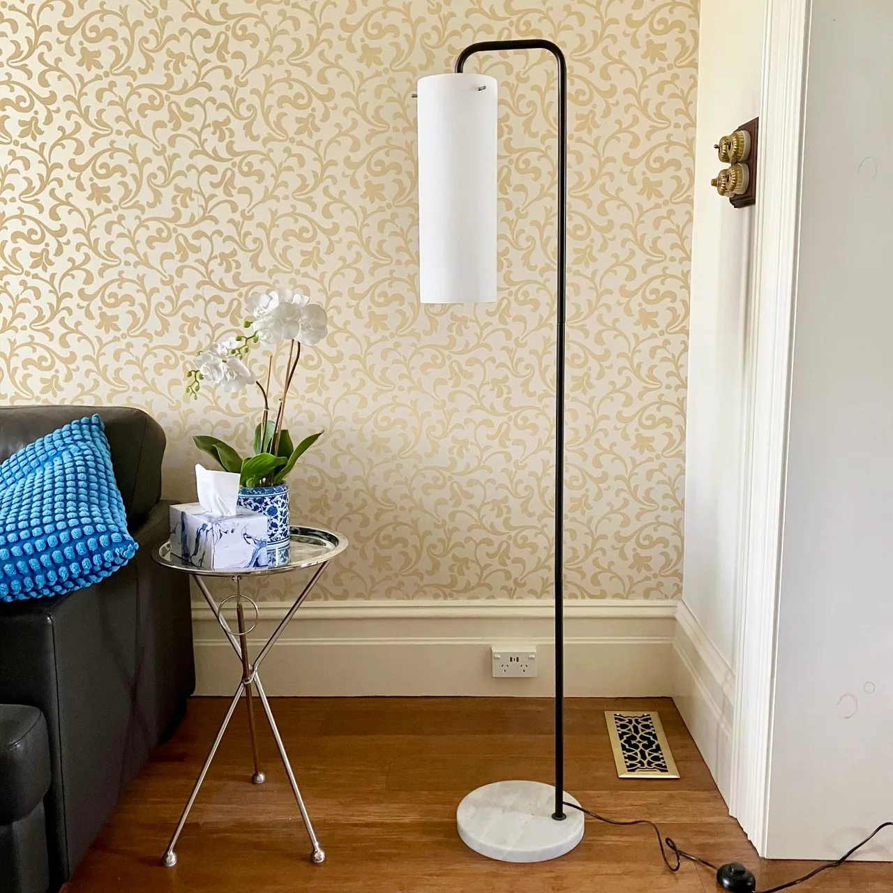 Working Black & White Art Deco or Industrial-style Floor Lamp solid Marble Base — photo 3
