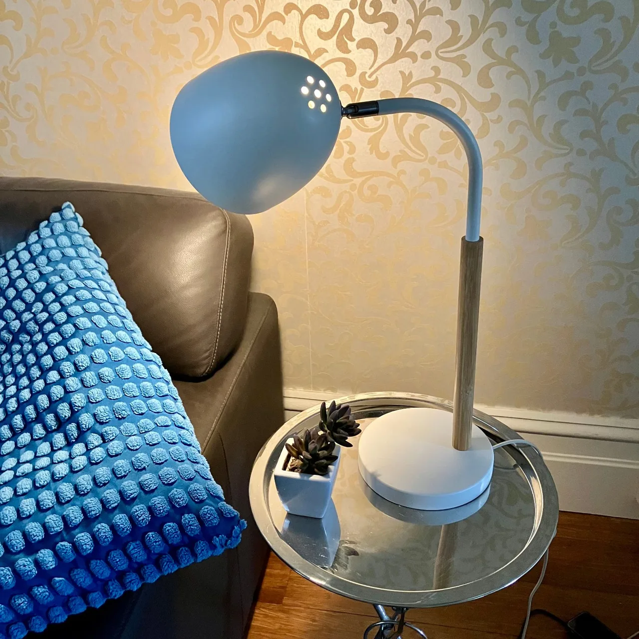 Stop Working in Bad Lighting! Adjustable Head IKEA Work Lamp — photo 5