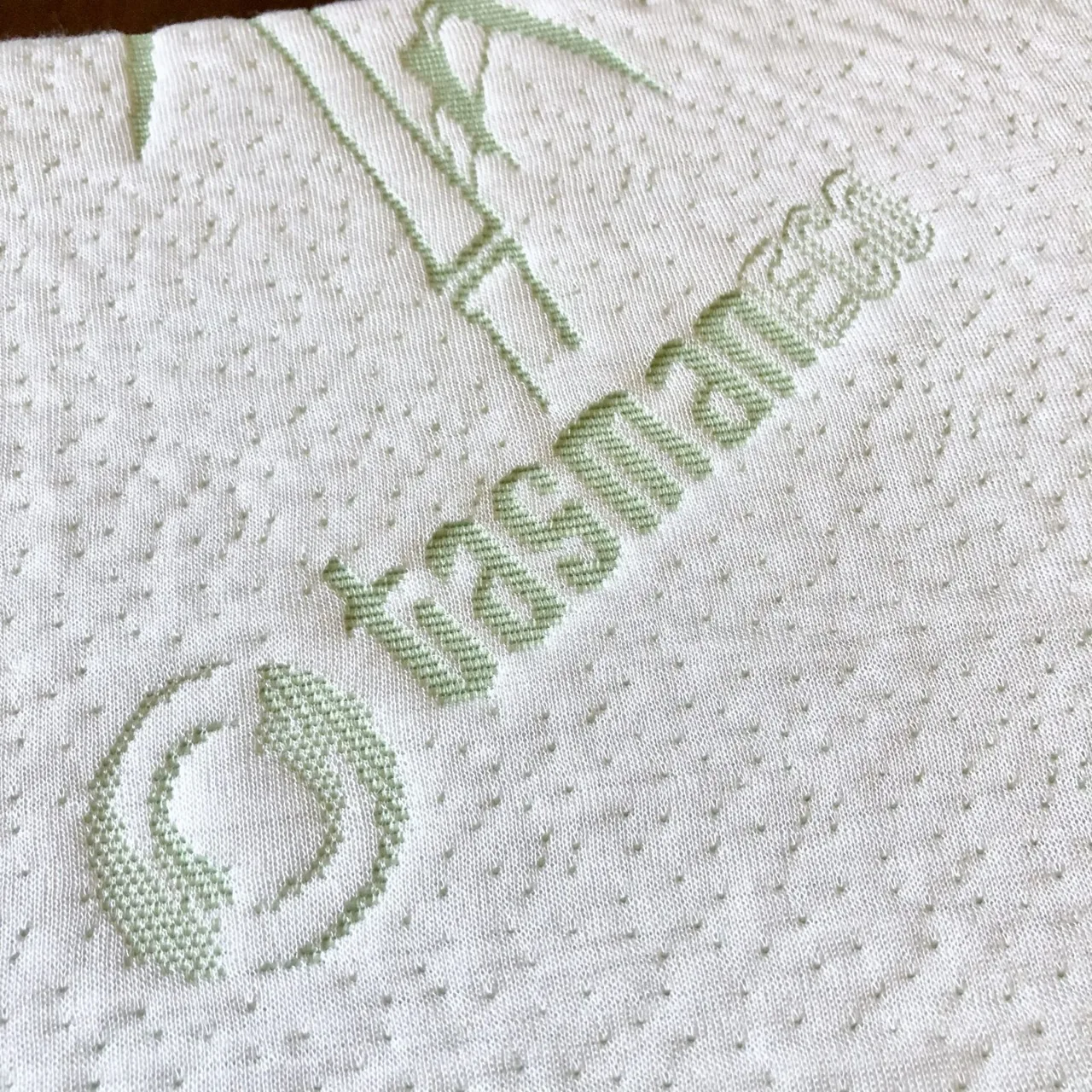 Clean gently used 80cm x 40cm Tasman ECO Bassinet Mattress — photo 3