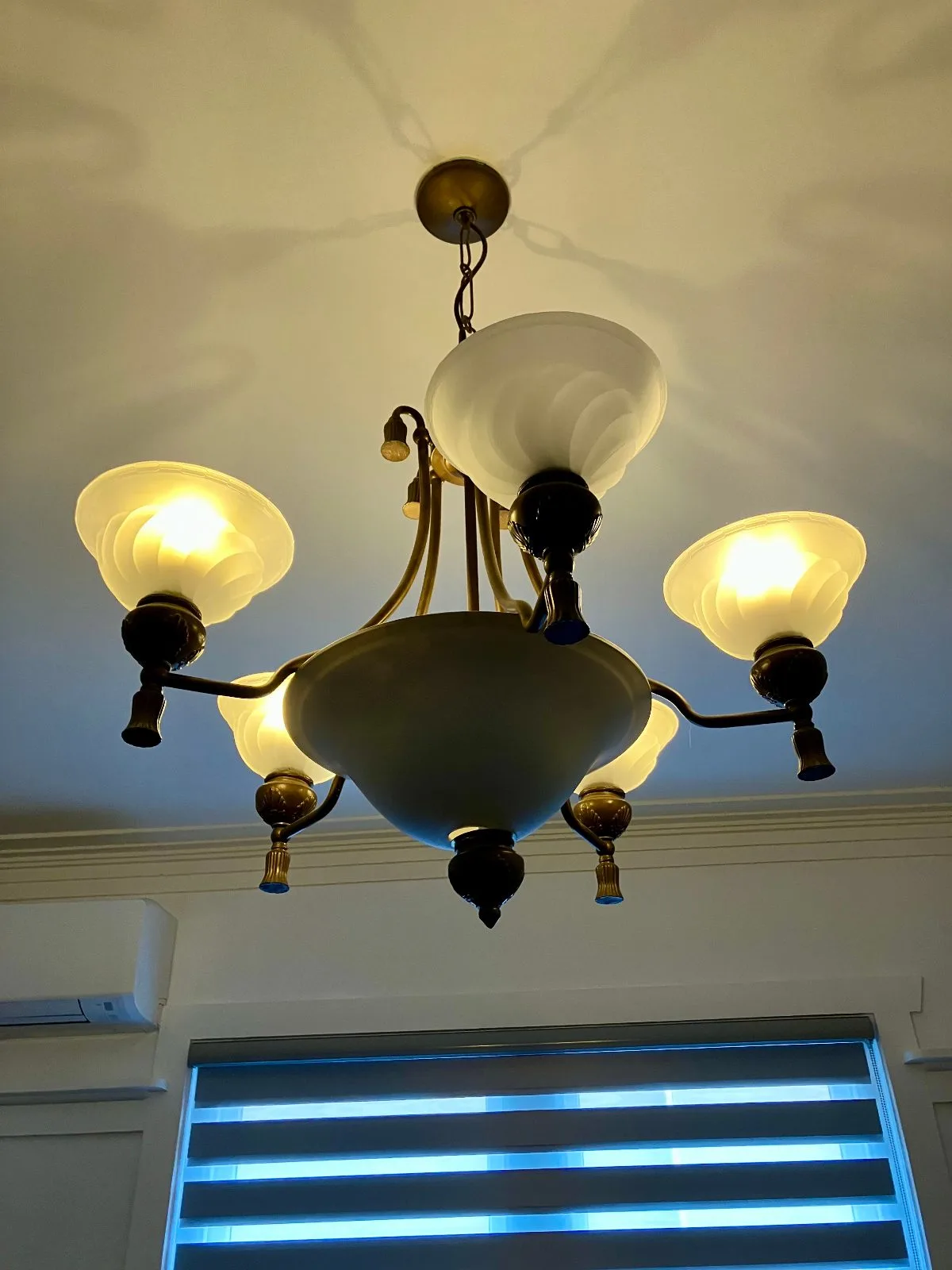 Vintage Gold 5-Light Pendant Chandelier – Timeless Elegance for Your Home — photo 3