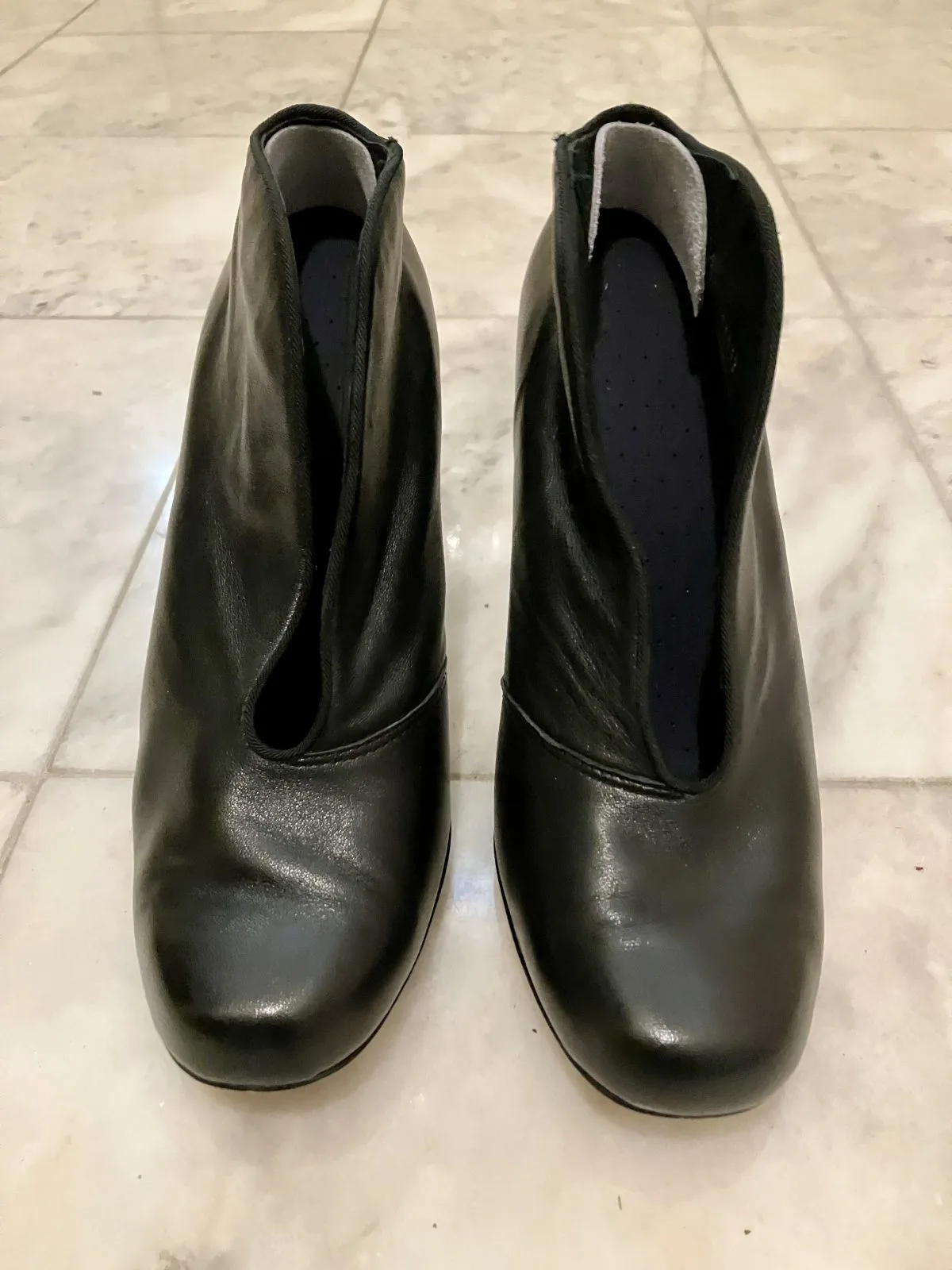 Wittner Black Ankle Boots Size 8 — photo 7