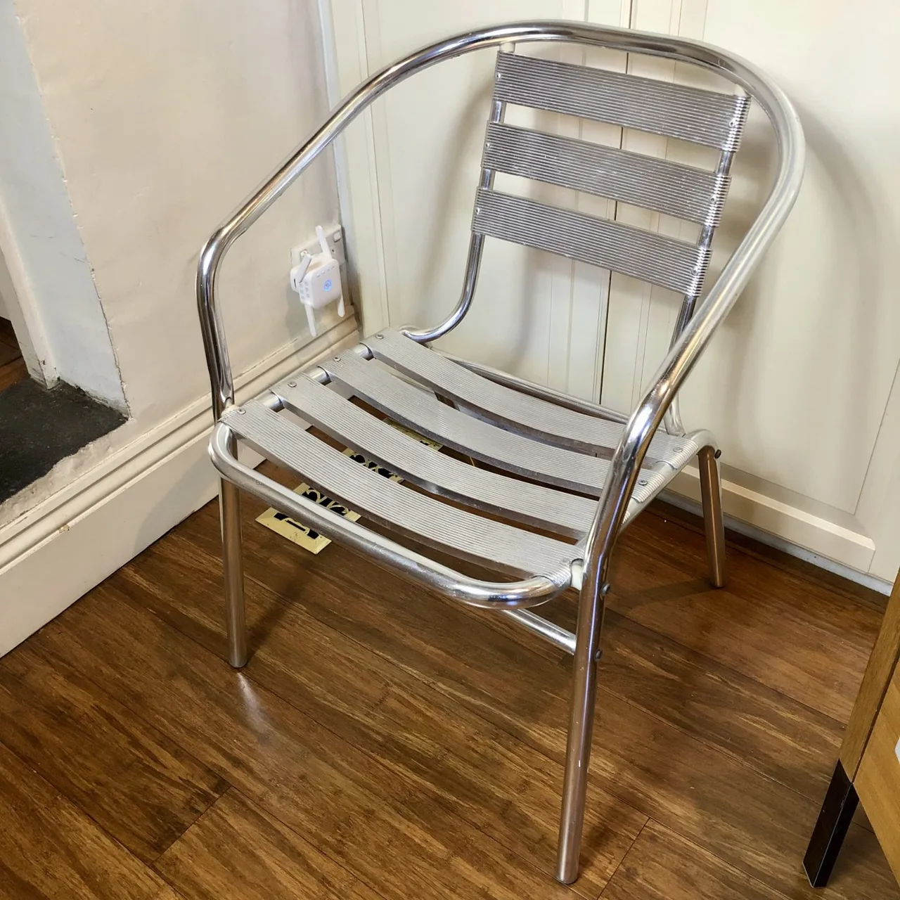 Aluminum Outdoor Chair & Soft Cushion — photo 4
