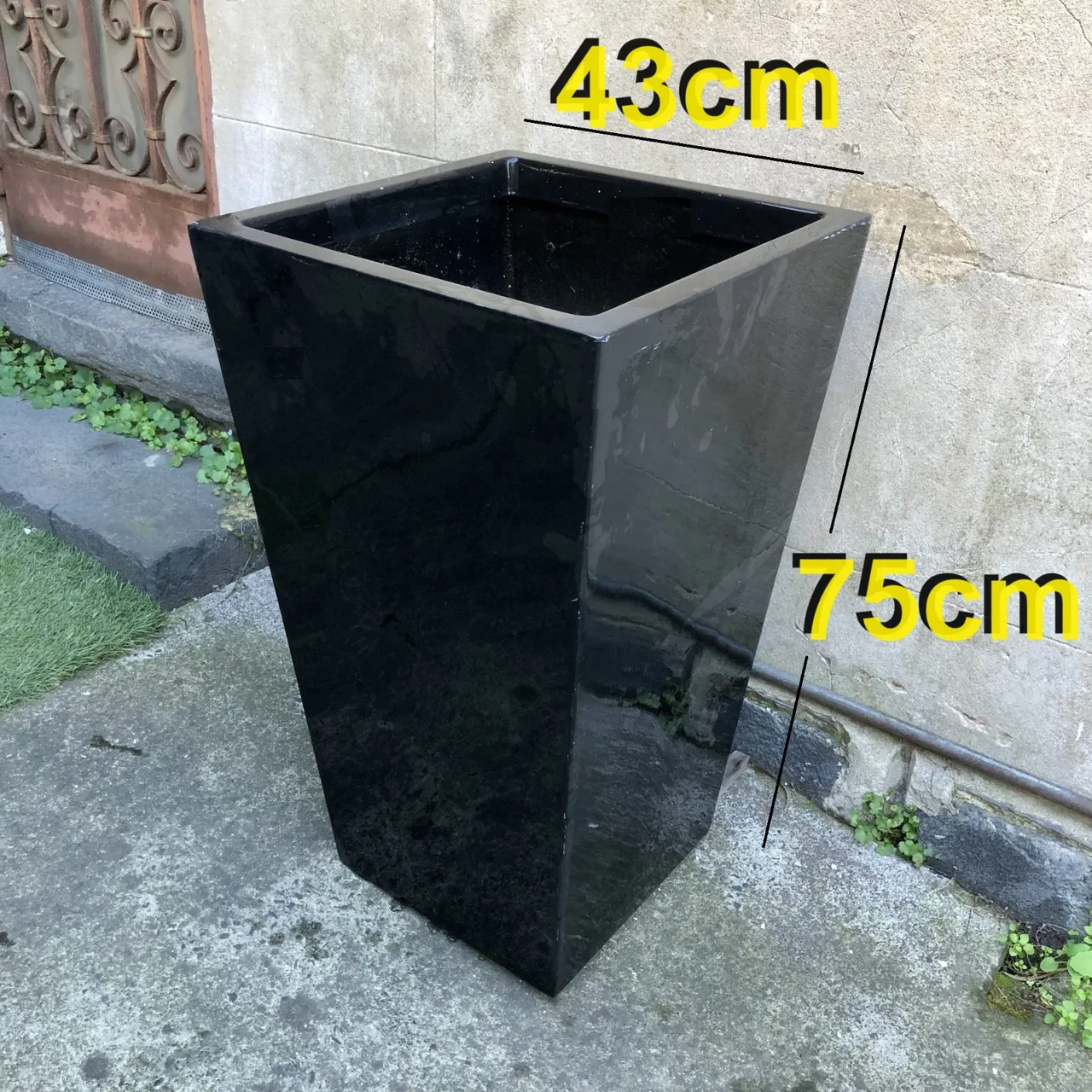 75cm Black Fibreglass Statement Planter, Modern Garden & Entryway — photo 2
