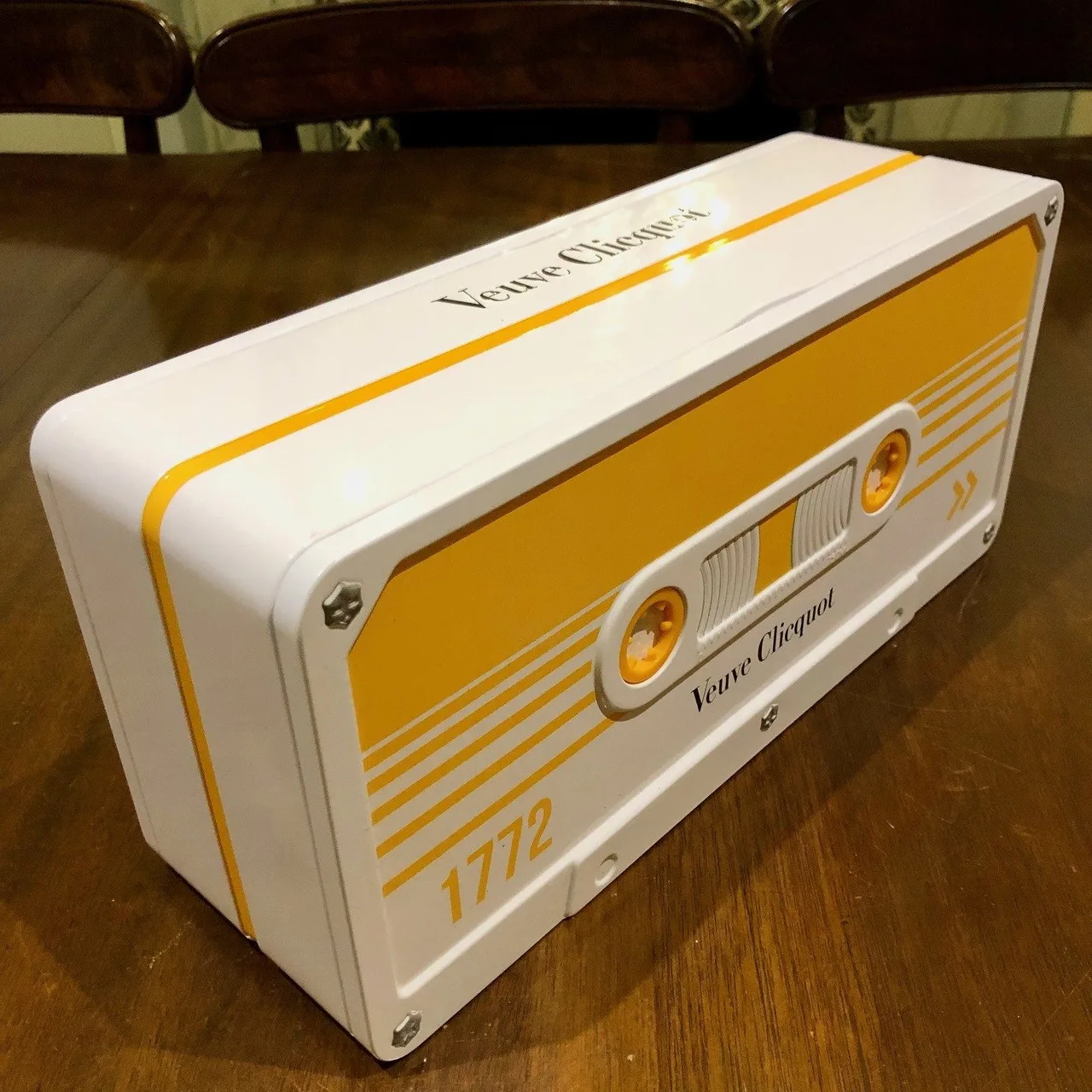 Empty White and Yellow Tin Storage Organiser Box — photo 5