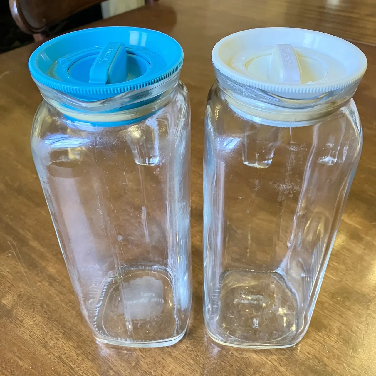 Pair of Bormioli Rocco Frigoverre Glass Jugs — photo 3