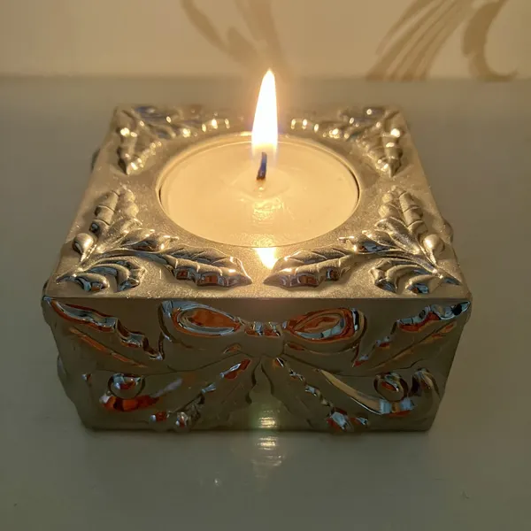 Tealight Candle Holder
