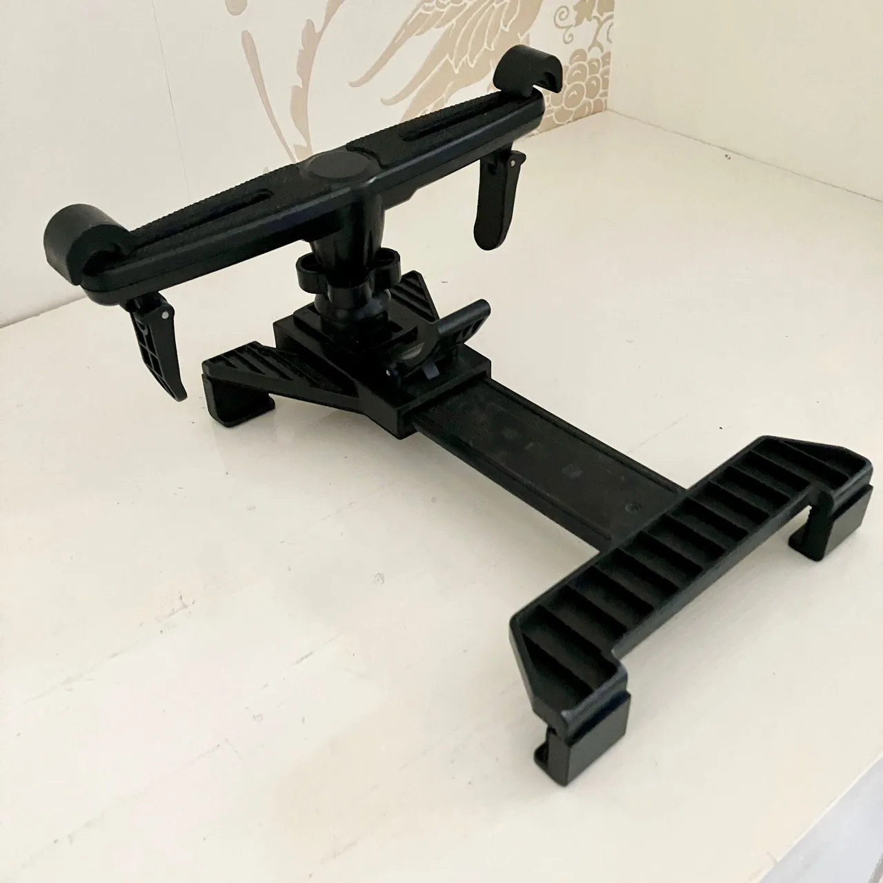 360 Degree Adjustable Rotating Headrest Car Seat Mount Holder for iPad Samsung — photo 6