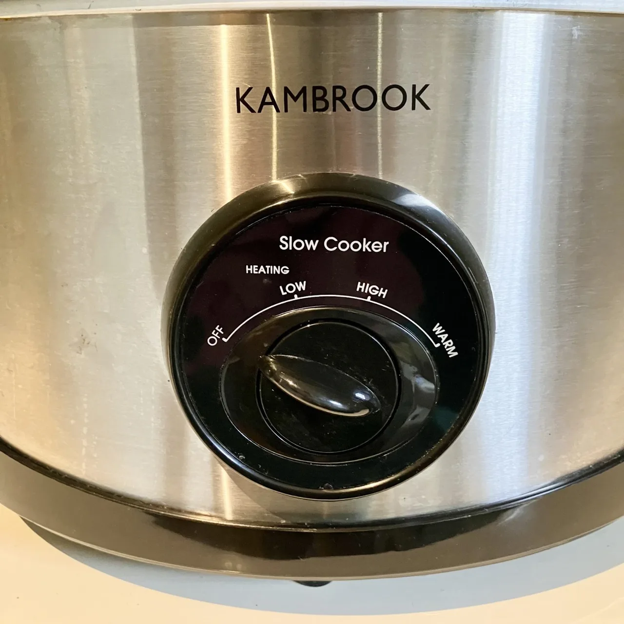 Kambrook Slow Cooker - A Quietly Sensible Kitchen Companion — photo 2