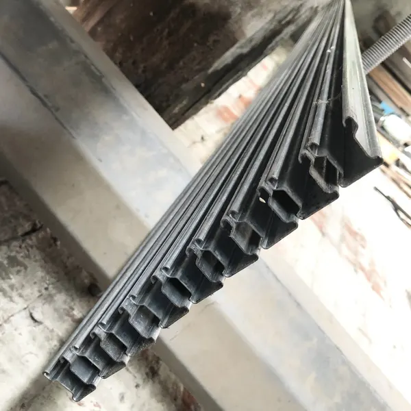 9 Lengths of 3600mm Gyprock CSR 25mm Rondo 127 Top Cross Rails