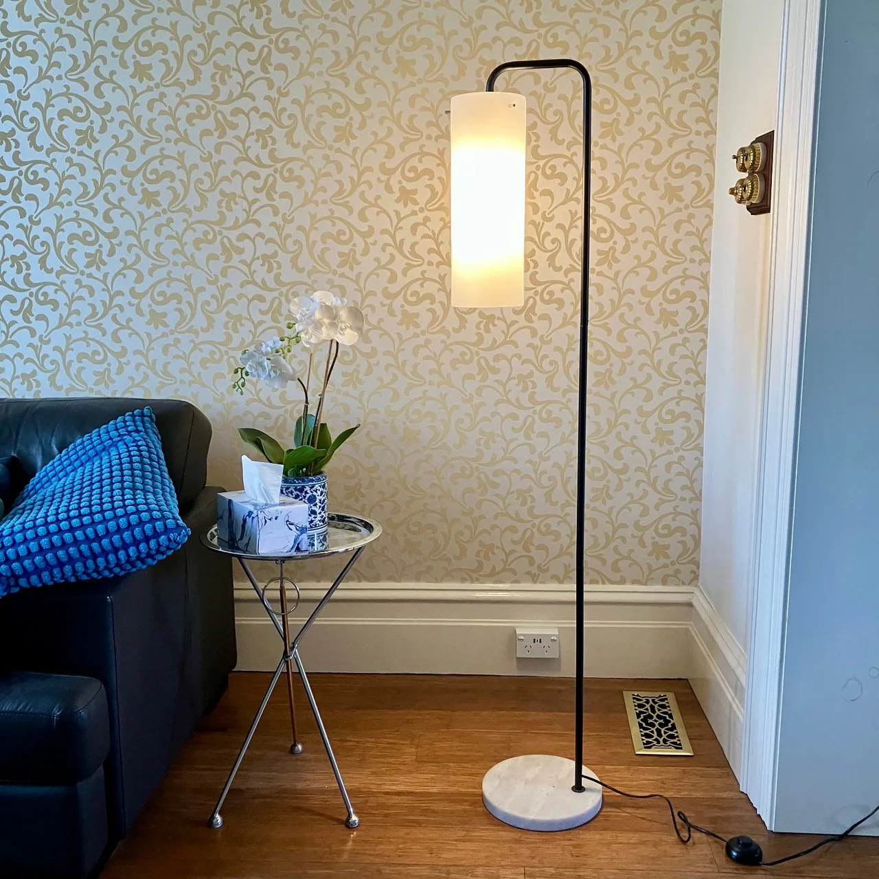 Working Black & White Art Deco or Industrial-style Floor Lamp solid Marble Base — photo 5