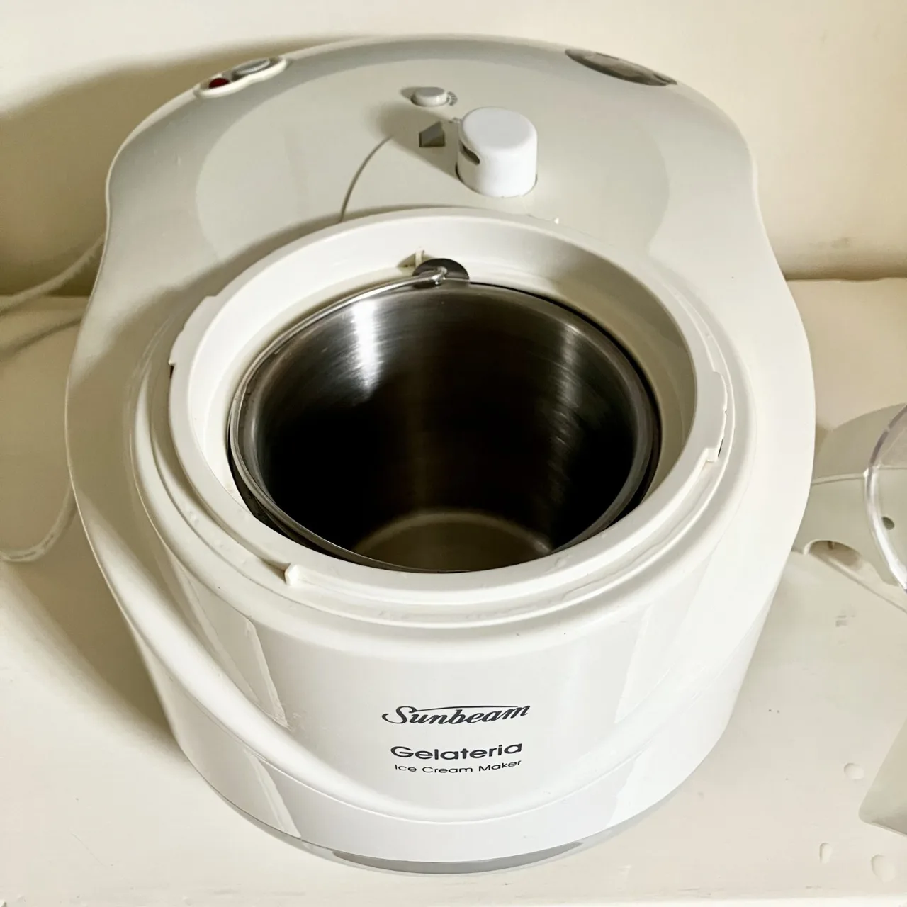 Sunbeam Gelateria Ice Cream Maker GL8200 – Effortless Homemade Indulge — photo 3
