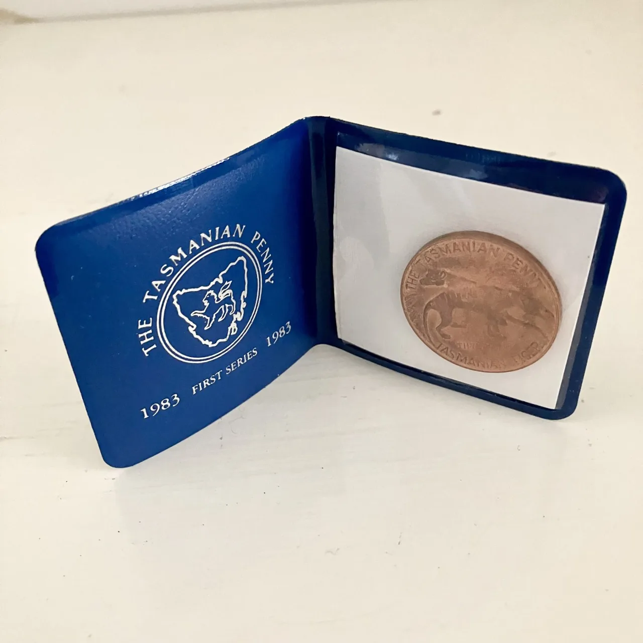 1983 First Series Tasmanian Penny Souvenir Medal – Bronze Wildlife — photo 3