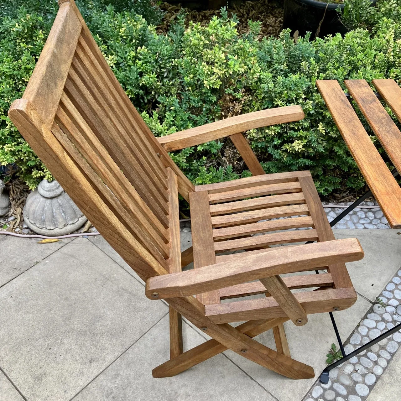 Pair of Teak Folding Armchairs and Folding Table — photo 2