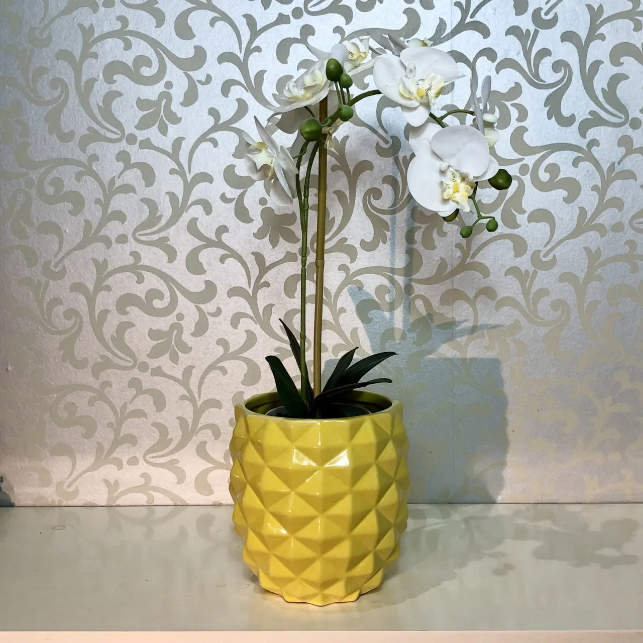 Golden Ceramic Diamond Pineapple-shaped Planter Pot — photo 3