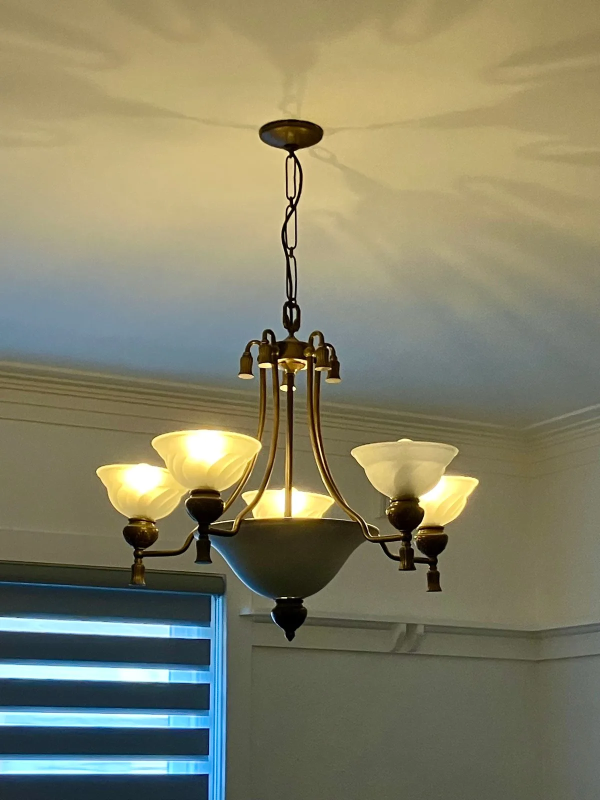 Vintage Gold 5-Light Pendant Chandelier – Timeless Elegance for Your Home — photo 9