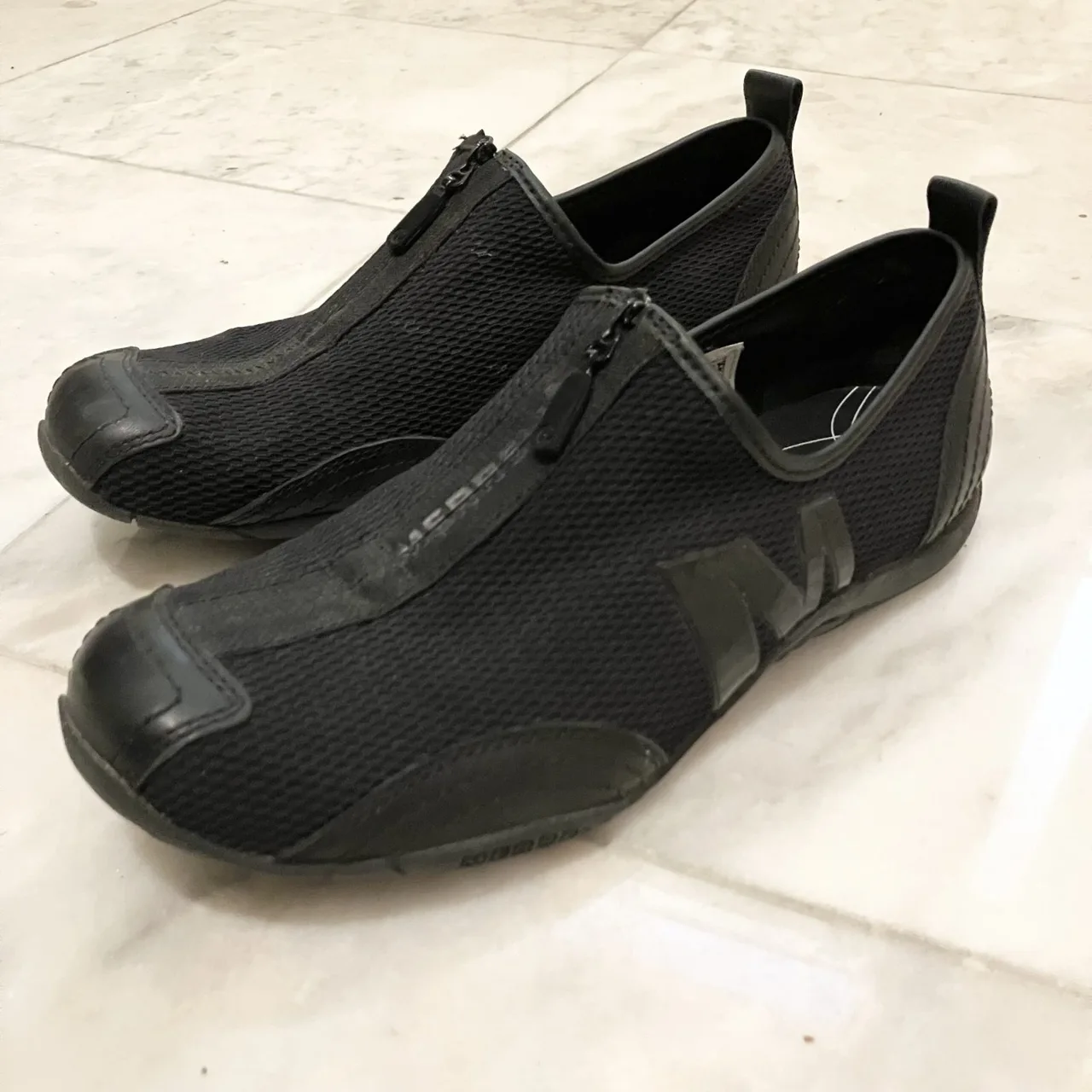 Gently Used Womens Black Merrell Barrado Runners — photo 6