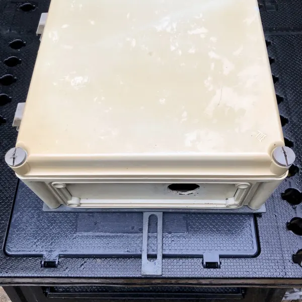 Industrial 440V Isolator Circuit Mains Box Switch Fuse 3Phase Enclosure