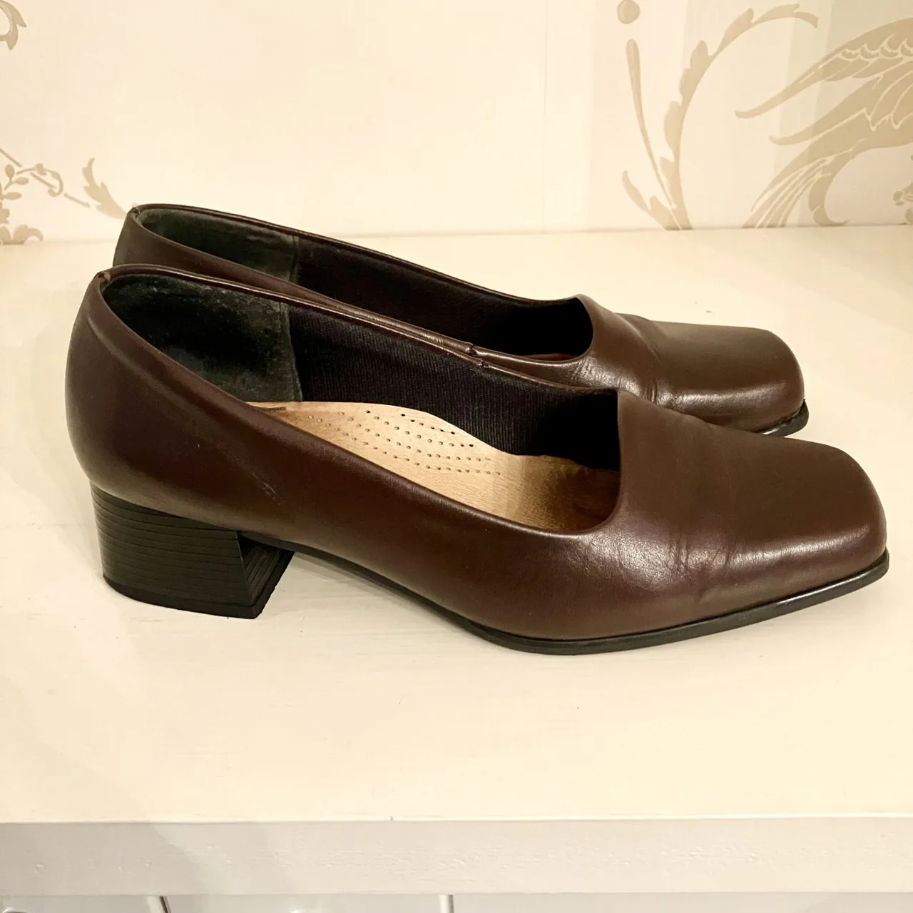Easy Steps Brown Leather Square-toe Block Heel Pump Ladies Shoes — photo 3