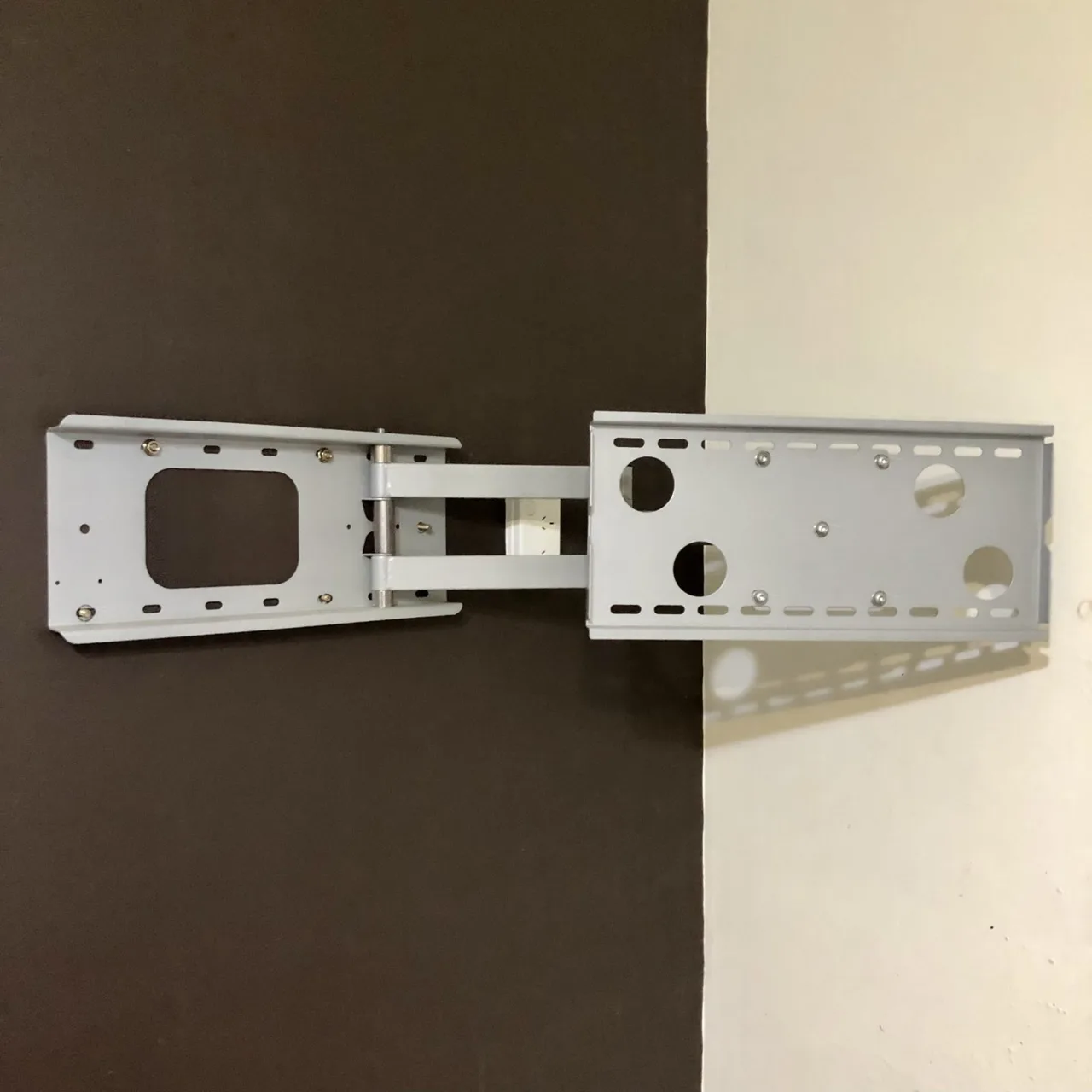 Heavy-Duty Full-Motion TV Wall Mount — Strong, Secure, and Surprisingly Flexible — photo 4