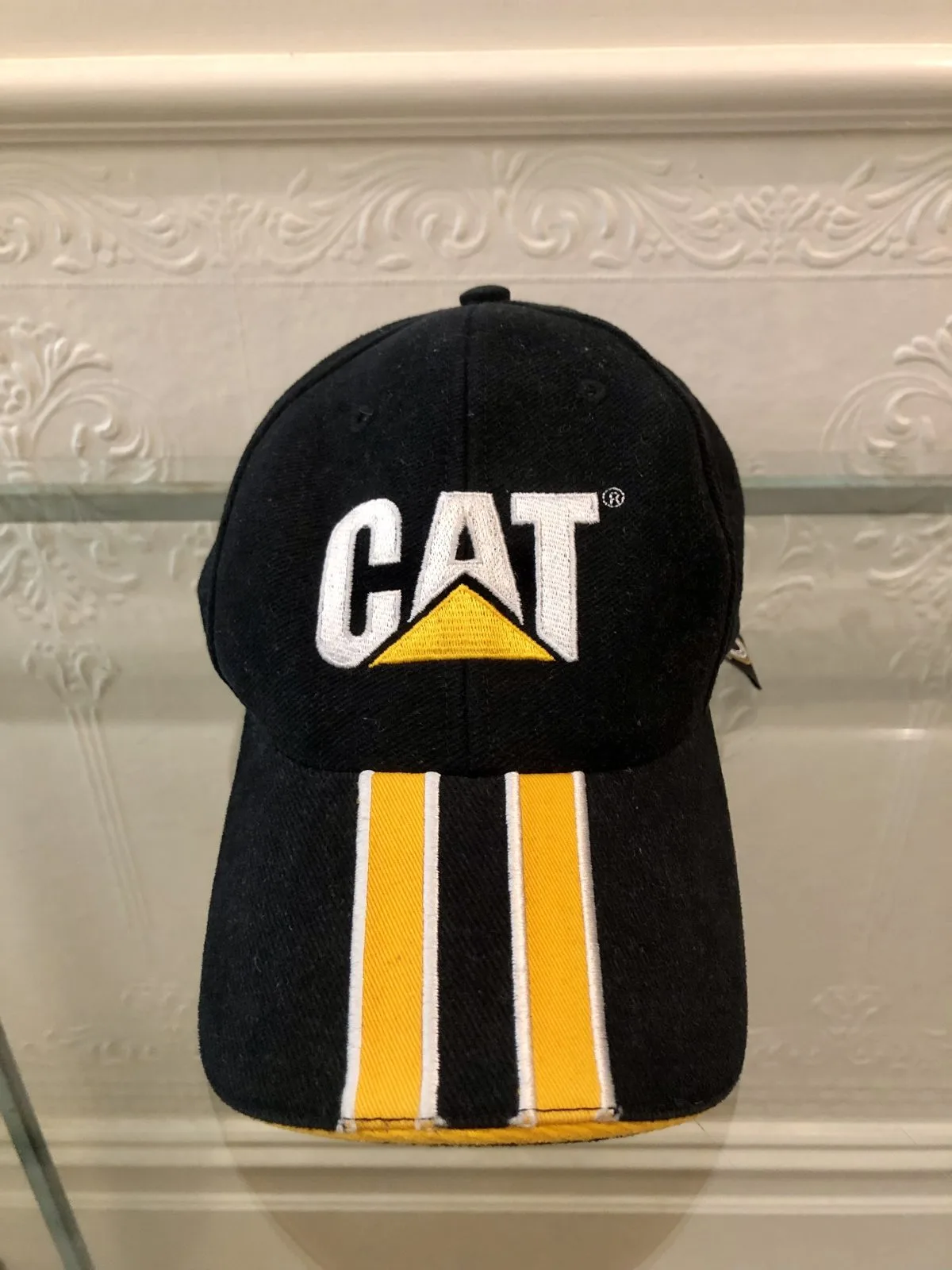 Adjustable Black & Gold CAT Recreational Sports Cap — photo 2