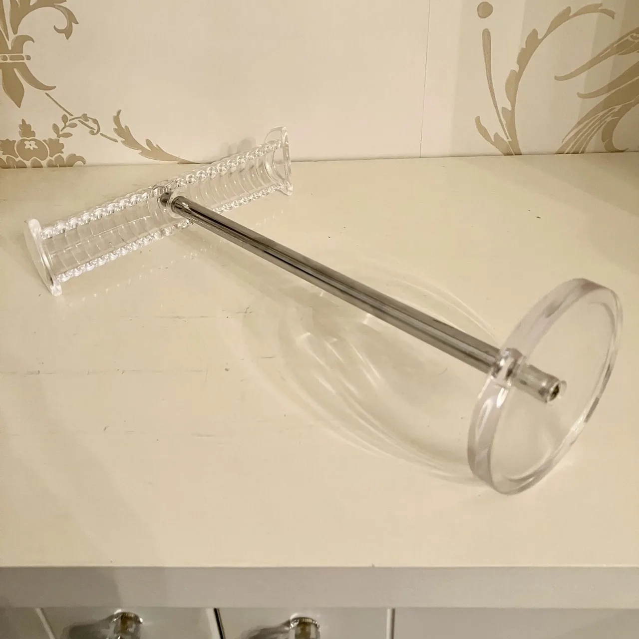 Amazon Acrylic Necklace Holder Bar — photo 3