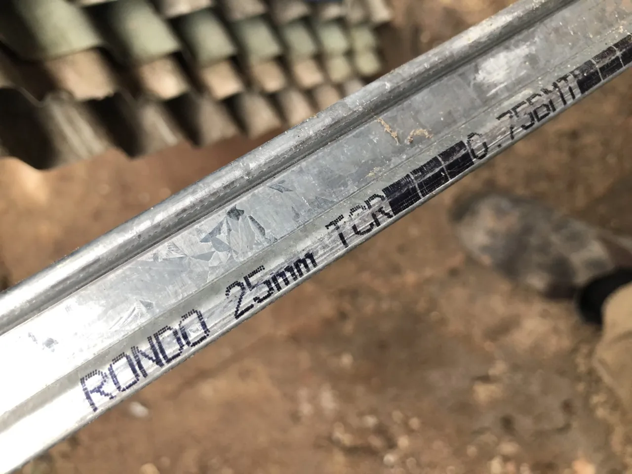 9 Lengths of 3600mm Gyprock CSR 25mm Rondo 127 Top Cross Rails — photo 3