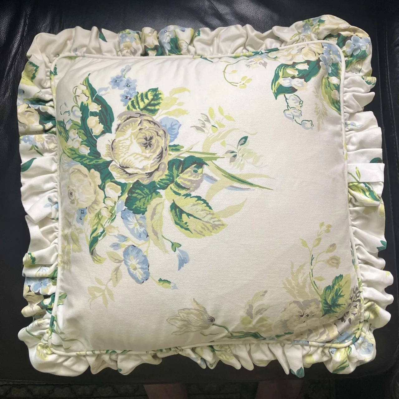 Clean Vintage Pair of Laura Ashley Winter Lily cushions — photo 5