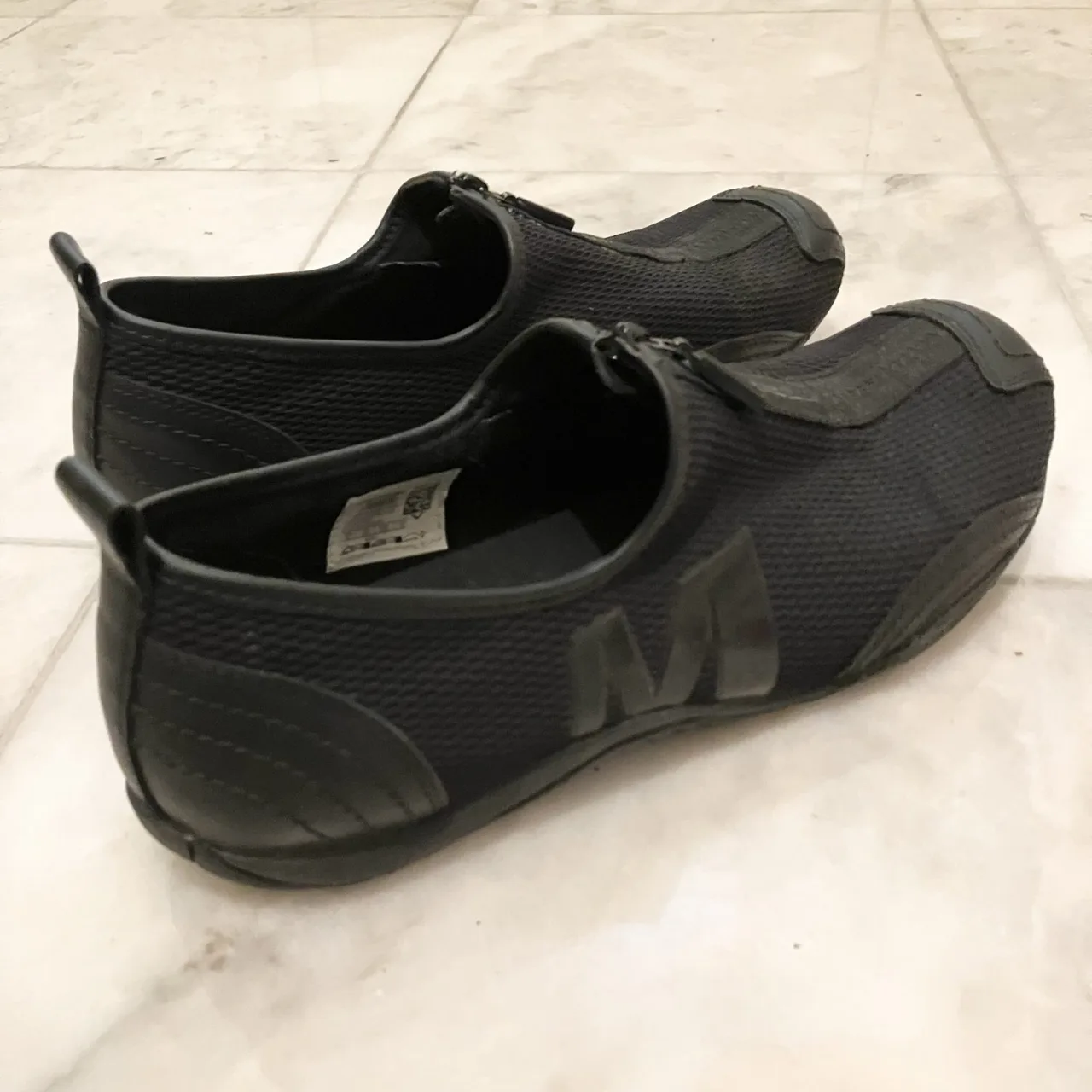 Gently Used Womens Black Merrell Barrado Runners — photo 8