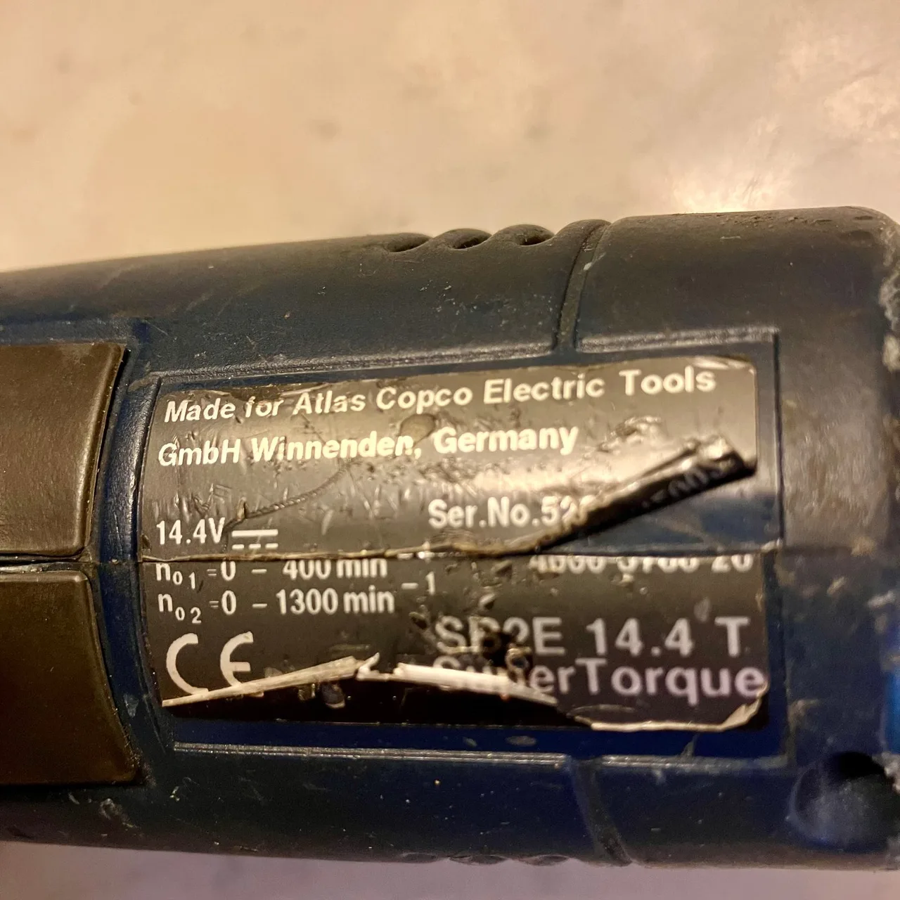 clean working AEG 14.4V Cordless Hammer Drill – Battery, Charger & Case – photo 3