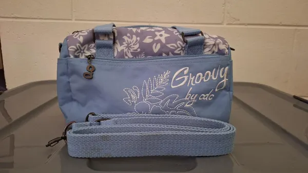 Groovy canvas shoulder bag