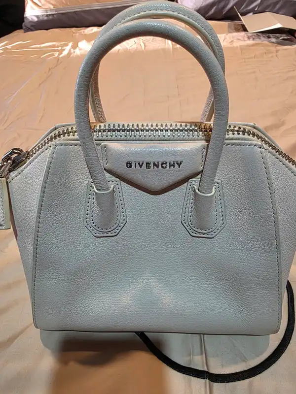 GIVENCHY Antigona mini handbag