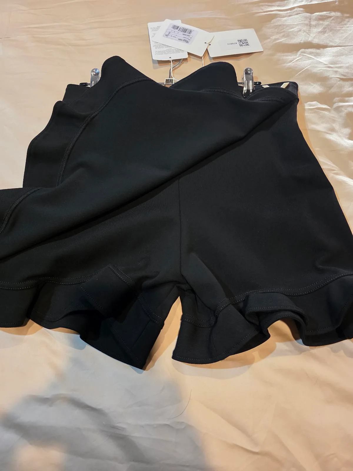 Valentino Black truffle Skirt/shorts – Size S – BNWT – photo 8