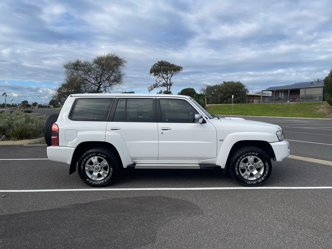 Nissan Patrol Y61 series 9 ST — photo 11
