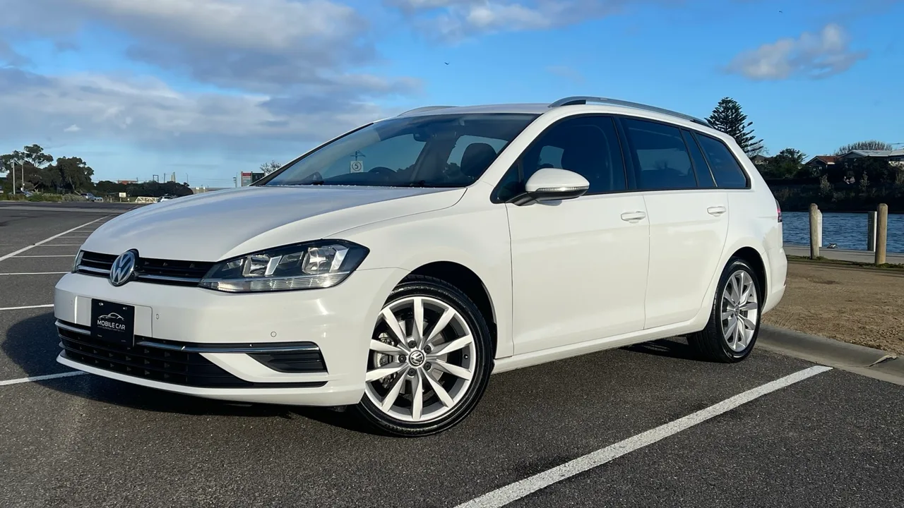 VW GOLF WAGON — photo 3