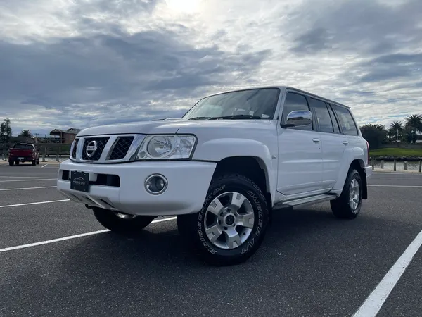 Nissan Patrol Y61 series 9 ST