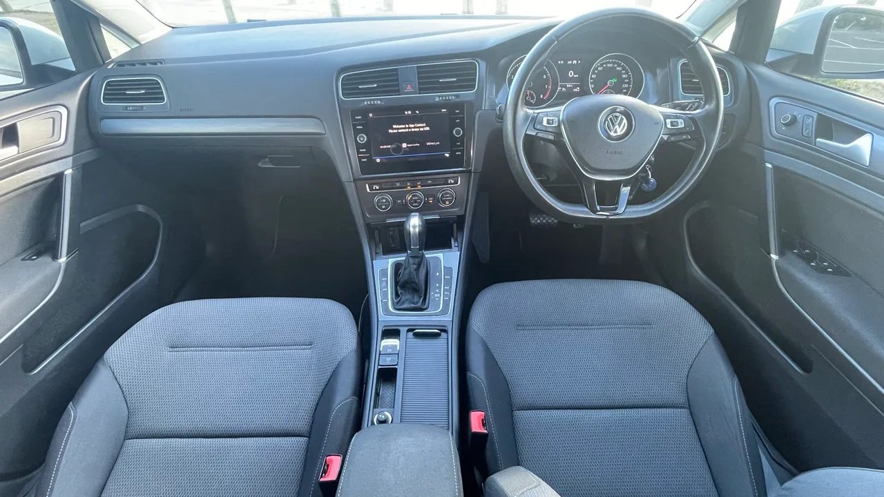 VW GOLF WAGON — photo 8