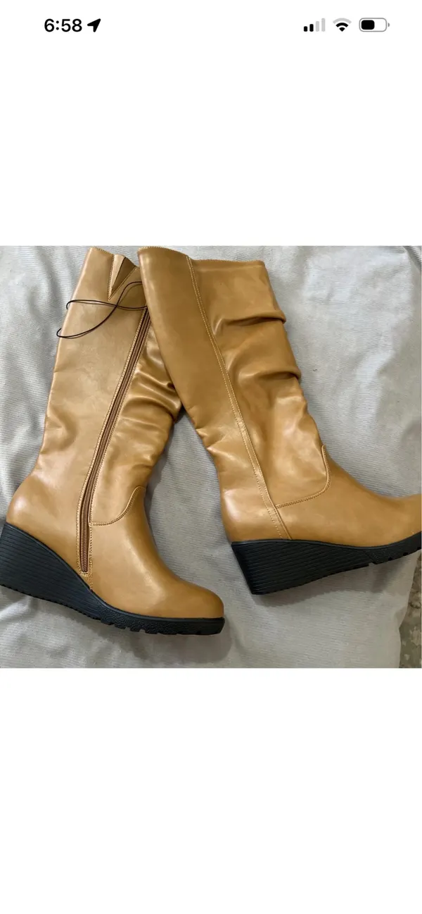 Women’s gorgeous boots size 40