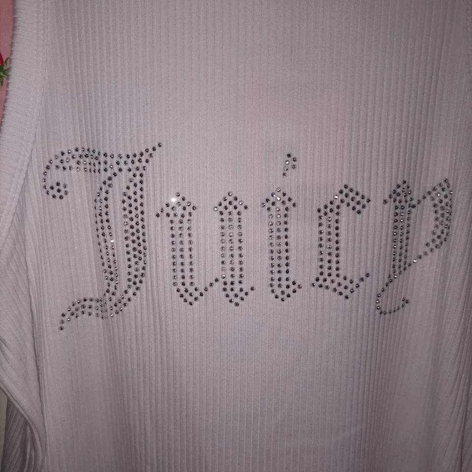 Juicy Couture Pink Strawberry Satin Pajama Set 3 Piece Tank/Shorts Size L — photo 5