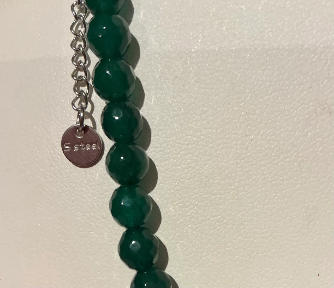 Elegant Emerald and Stainless Steel Necklace – photo 4
