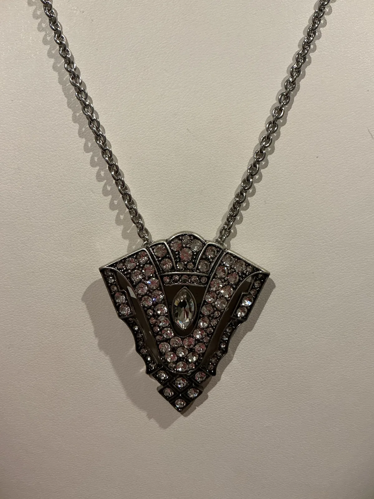 vintage art deco style pendant – photo 3