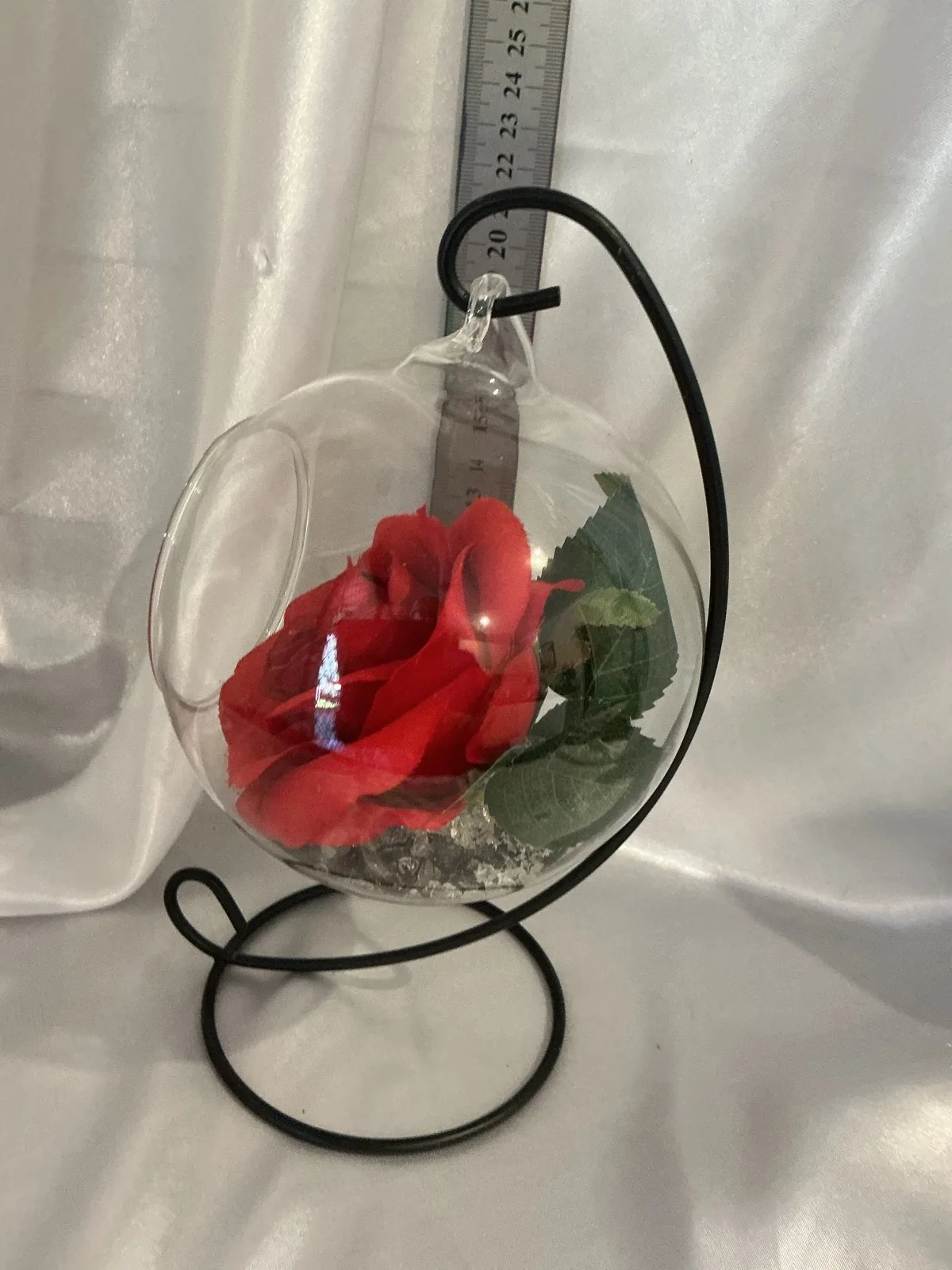 Red Rose artificial display – photo 5