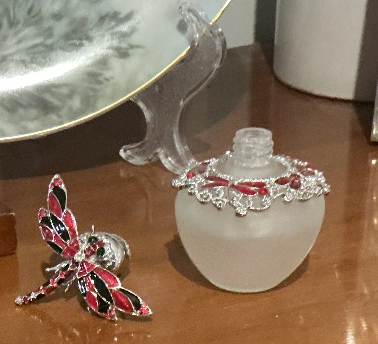 decorative dragonfly perfume bottle – photo 2