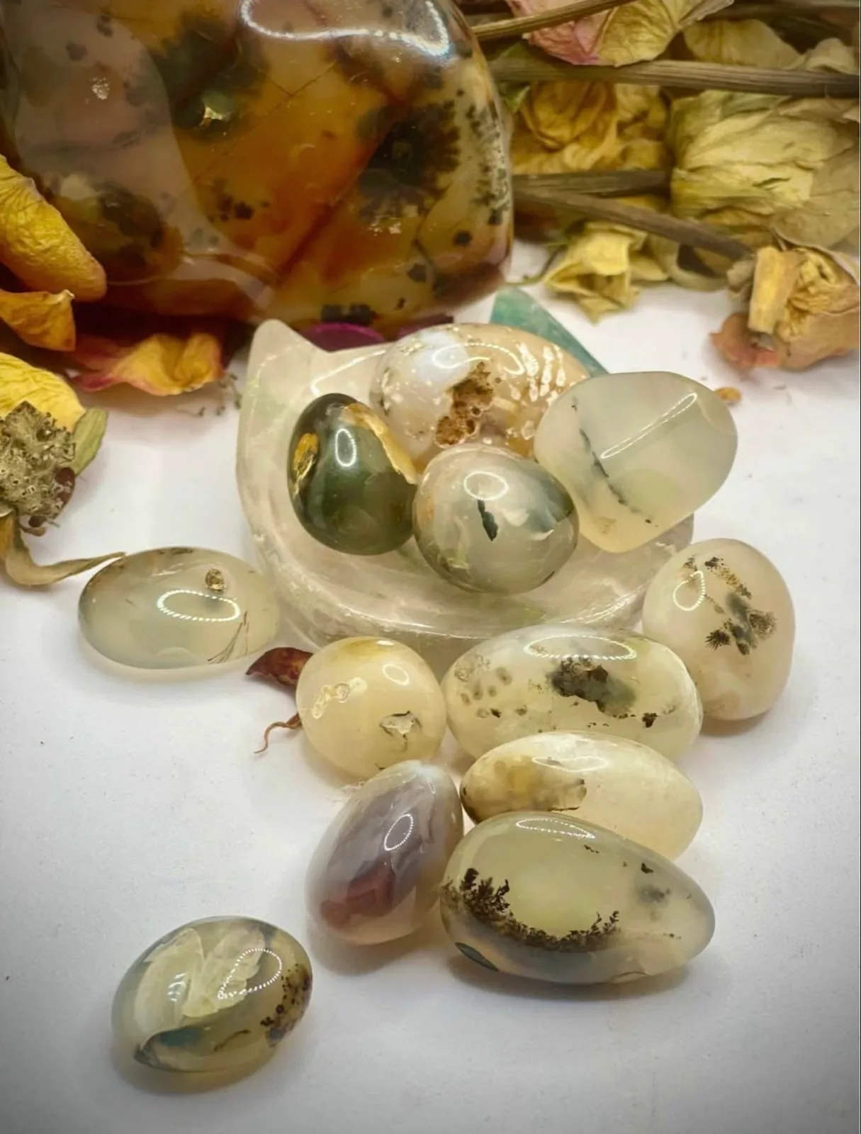 Dendritic Agate Tumble-stone x 1 — photo 11