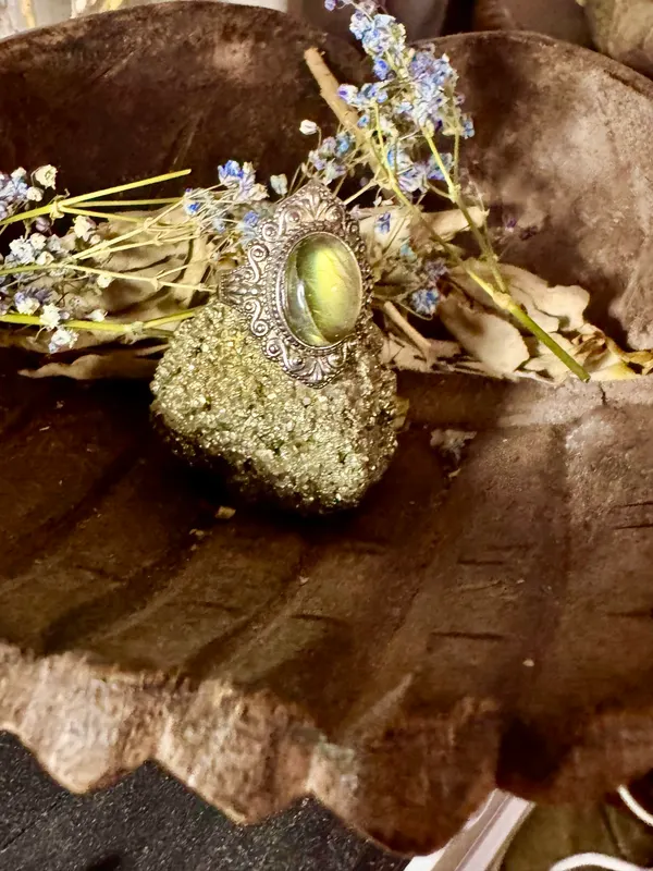 Labradorite Hand cast, cut stone Sterling silver ring