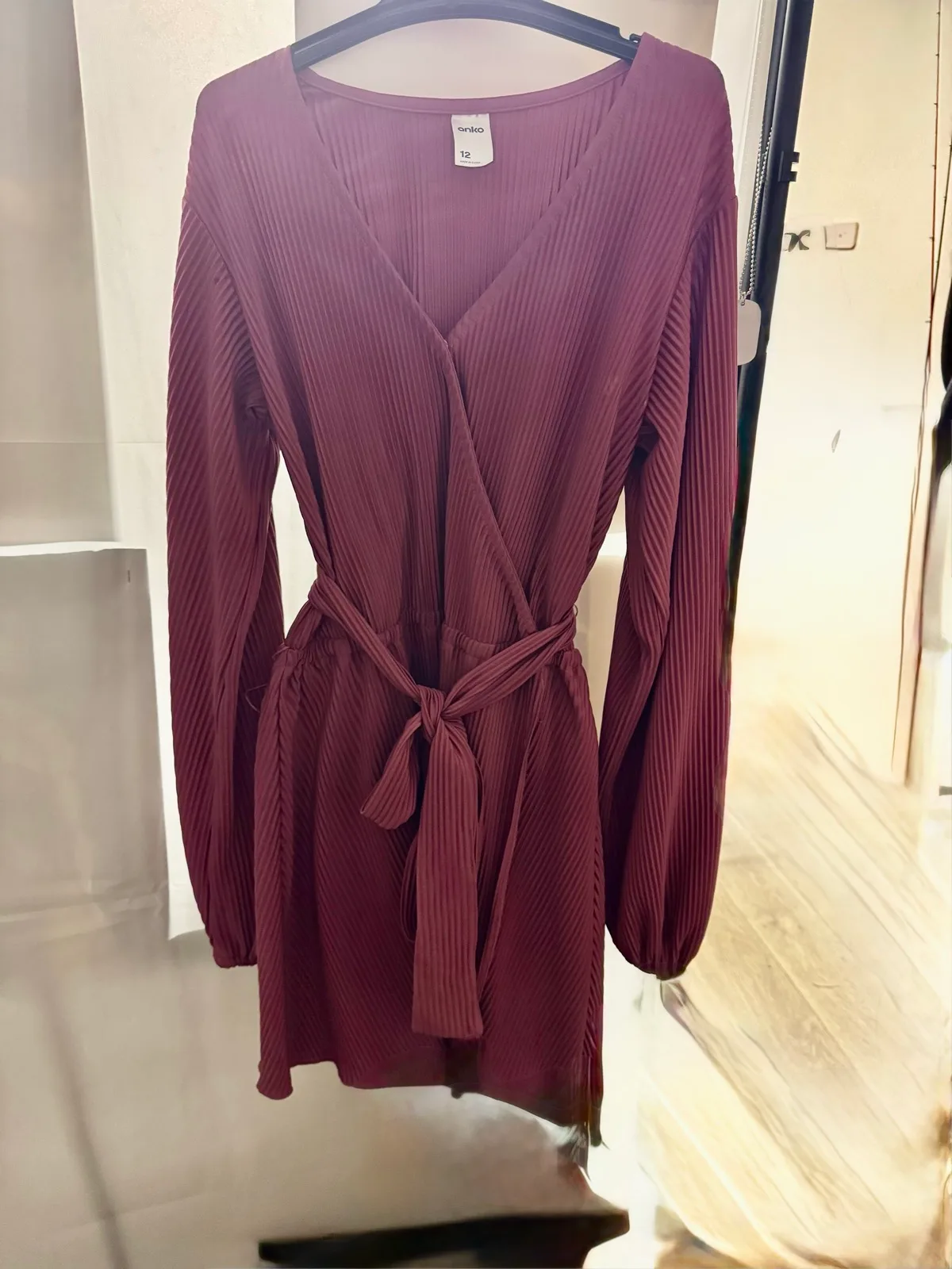 Dark Red tie waisted v neck dress – photo 2