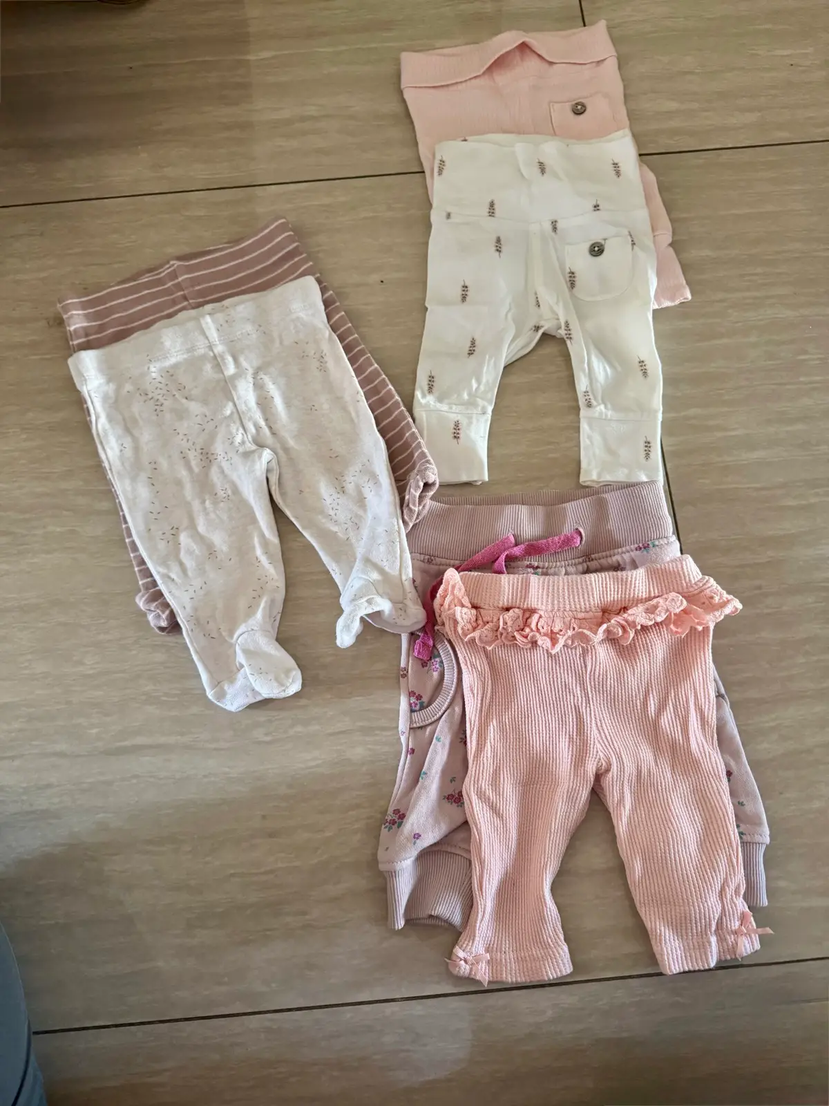 Newborn Baby girl pants bundle – photo 2