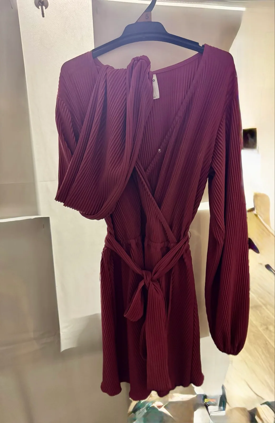 Dark Red tie waisted v neck dress – photo 4